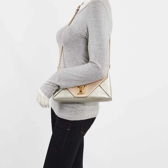 Louis Vuitton Gold Calfskin Leather Love Note Bag - Picture 2 of 11